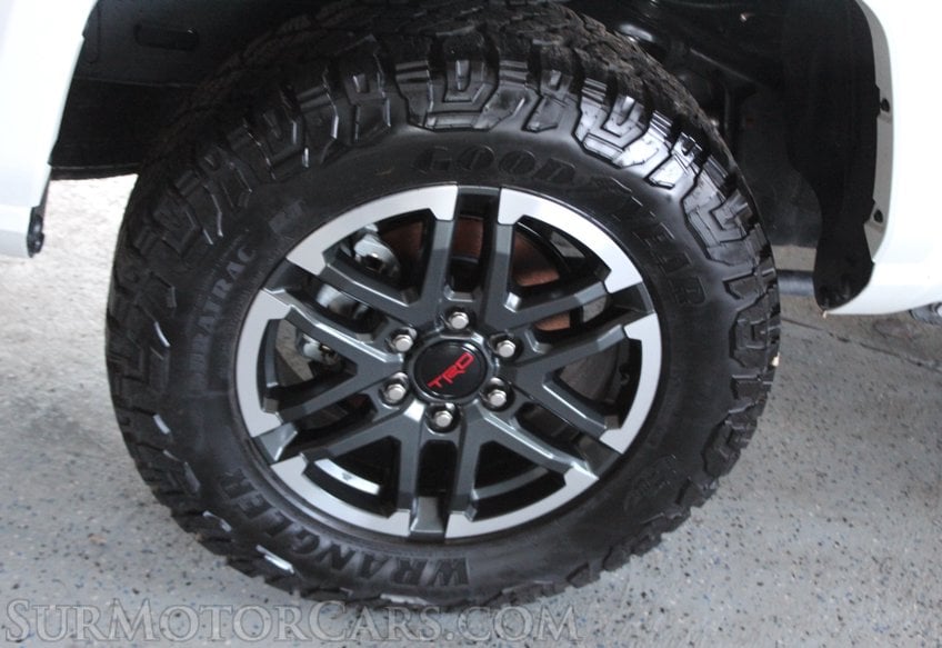 2025 Toyota Tacoma - Image 17