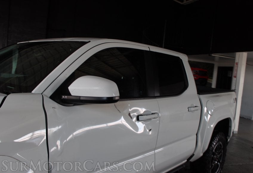 2025 Toyota Tacoma - Image 28