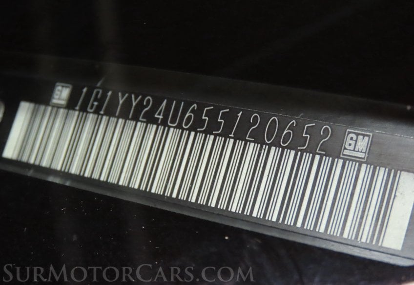 2005 Chevrolet Corvette - Image 32