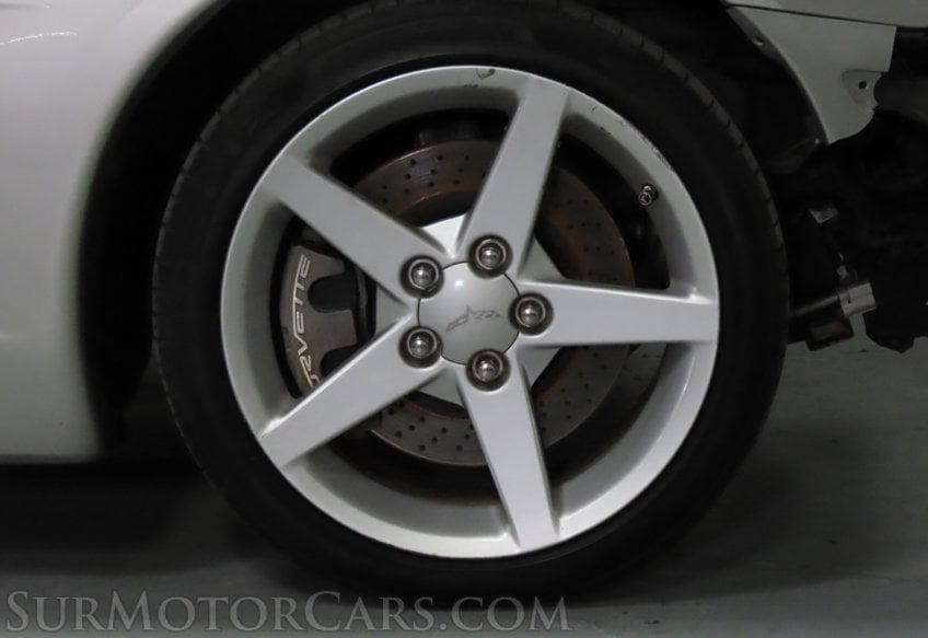 2005 Chevrolet Corvette - Image 34