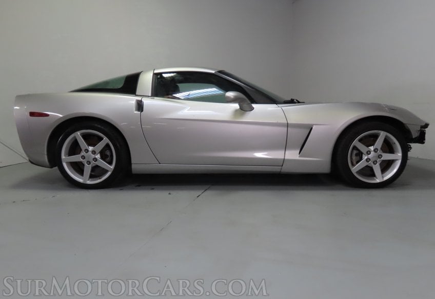 2005 Chevrolet Corvette - Image 5