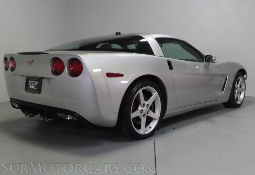 2005 Chevrolet Corvette - Image 10