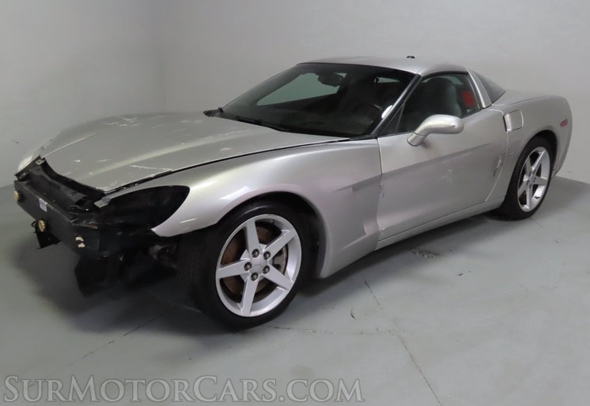 2005 Chevrolet Corvette - Image 2
