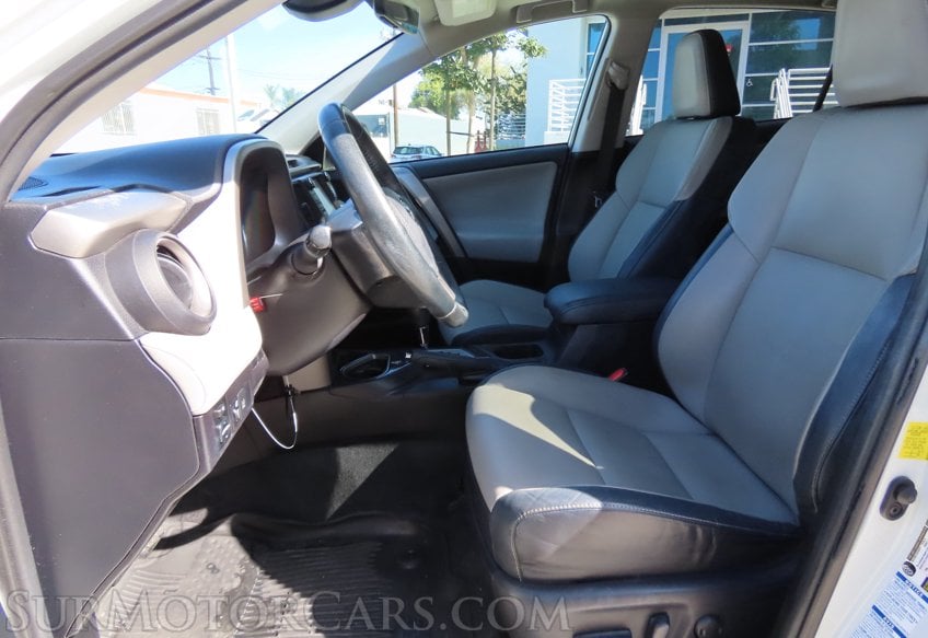 2016 Toyota RAV4 Limited AWD - Image 30