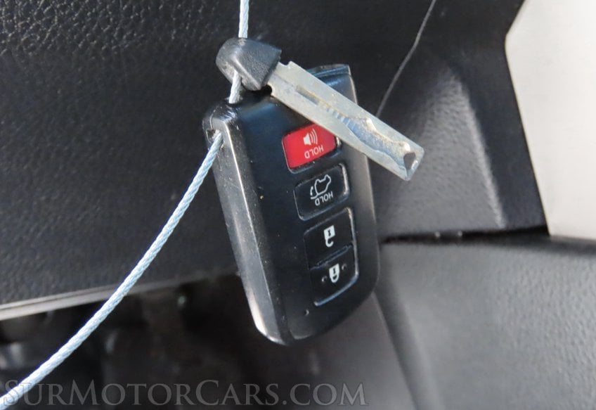 2016 Toyota RAV4 Limited AWD - Image 40