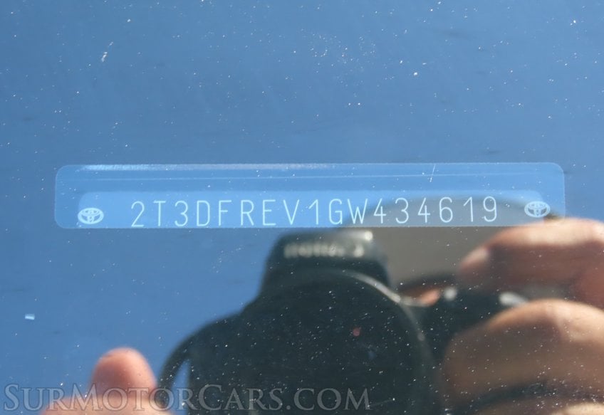 2016 Toyota RAV4 Limited AWD - Image 58