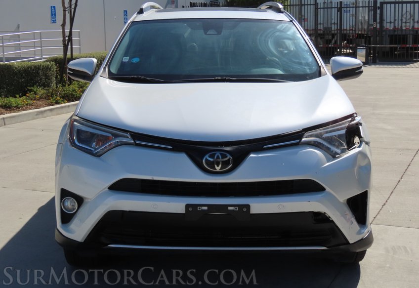 2016 Toyota RAV4 Limited AWD - Image 12
