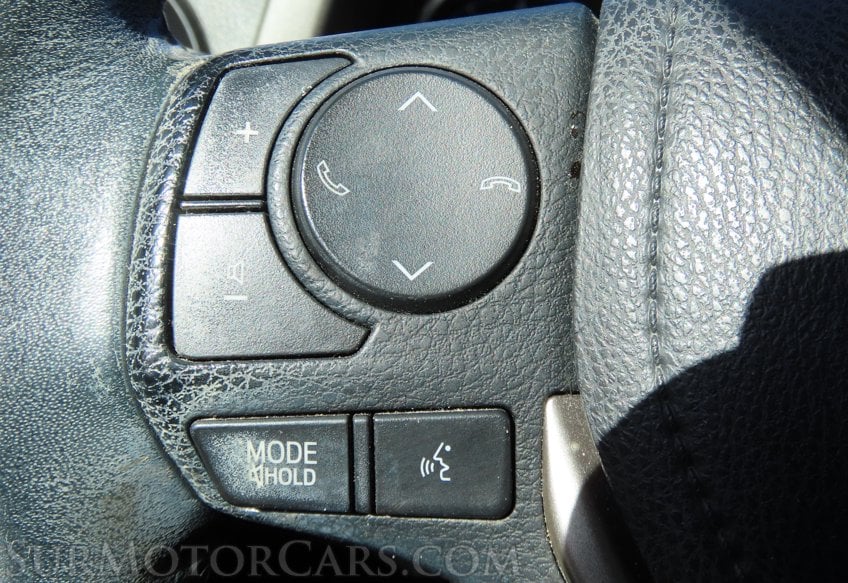 2016 Toyota RAV4 Limited AWD - Image 37