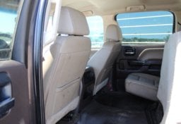 2016 GMC Sierra 2500HD Denali - Image 25