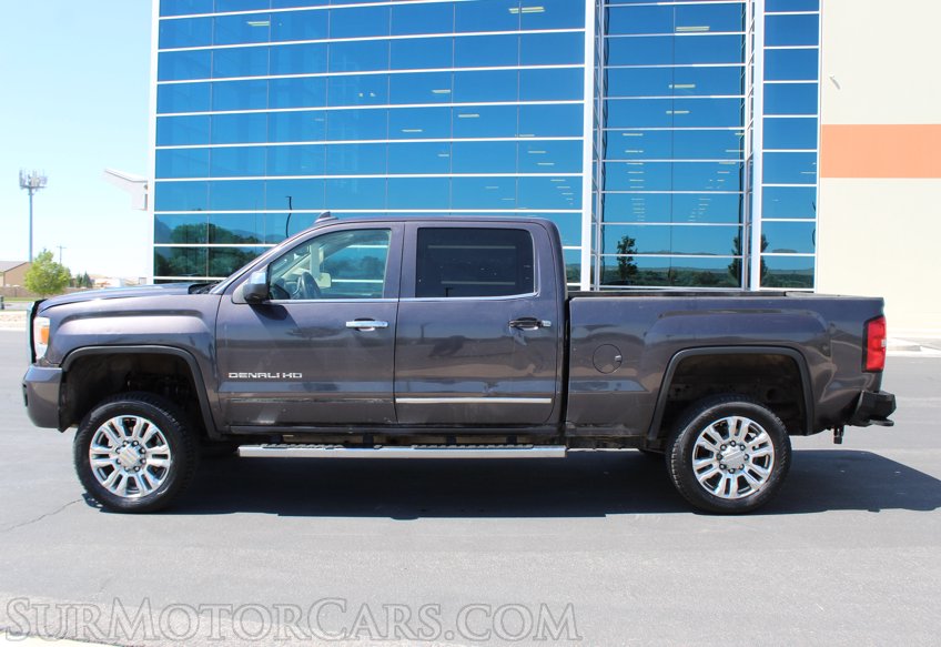 2016 GMC Sierra 2500HD Denali - Image 5
