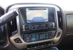 2016 GMC Sierra 2500HD Denali - Image 46