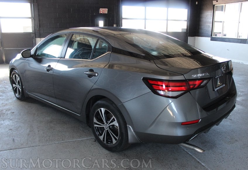 2022 Nissan Sentra SV - Image 9