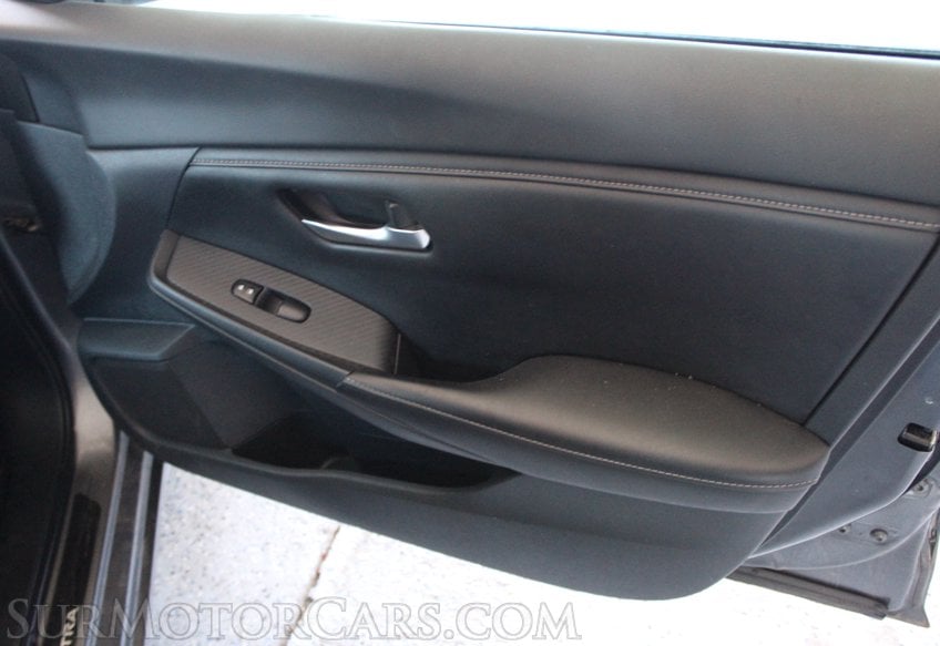 2022 Nissan Sentra SV - Image 25