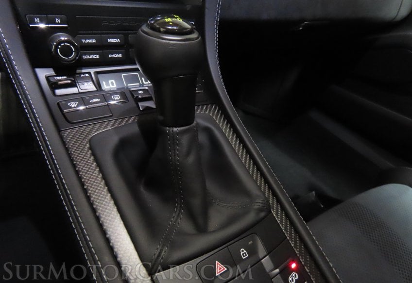 2025 Porsche 718 Cayman GT4 RS - Image 14
