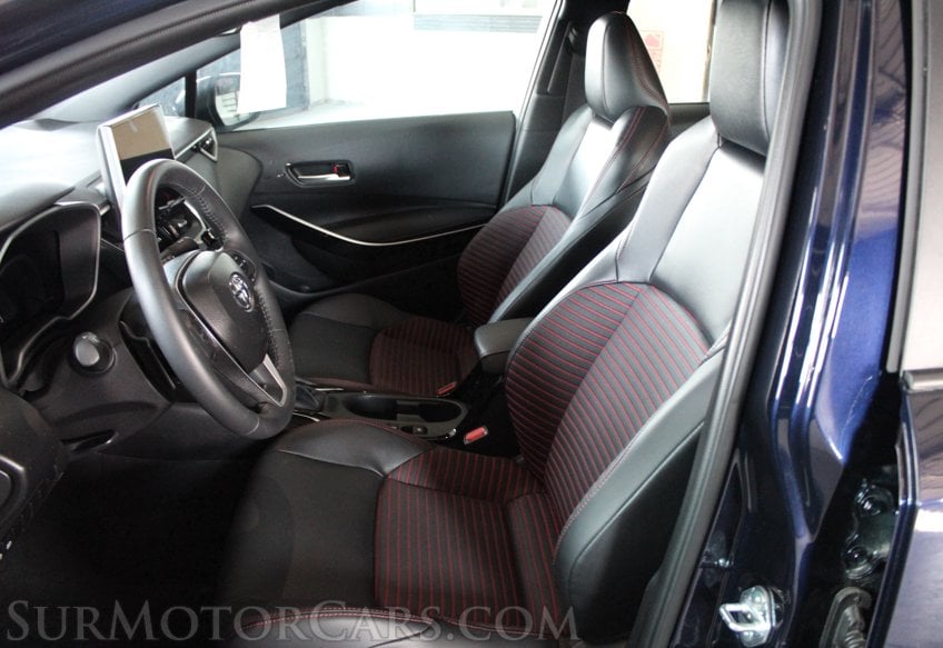 2025 Toyota Corolla - Image 19