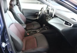 2025 Toyota Corolla - Image 21