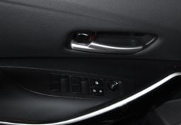2025 Toyota Corolla - Image 39