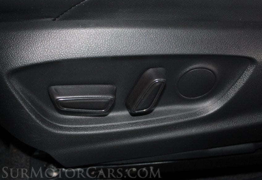 2025 Toyota Corolla - Image 37