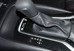 2025 Toyota Corolla - Image 32