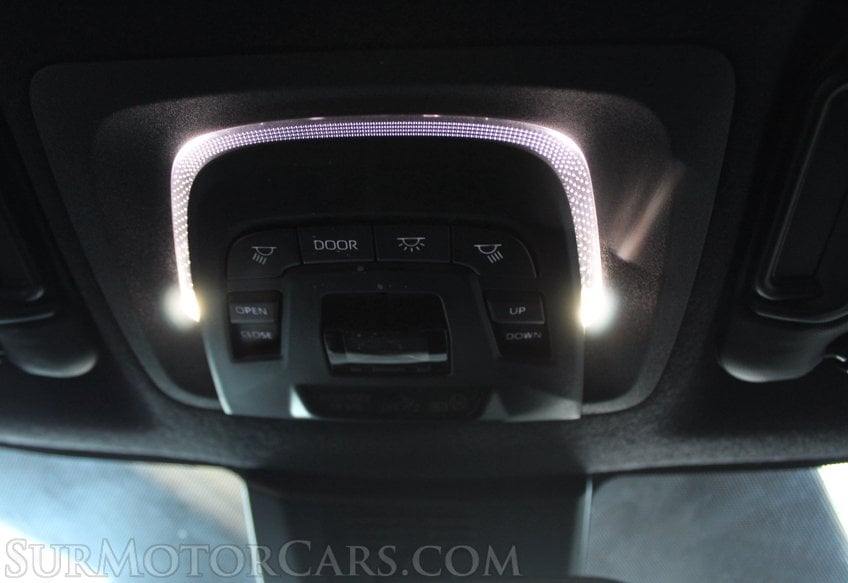 2025 Toyota Corolla - Image 34