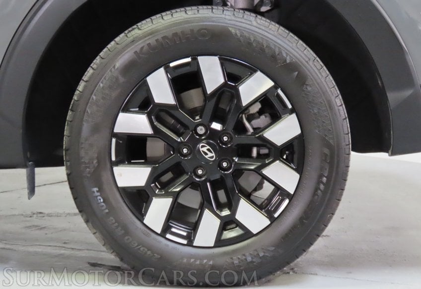 2025 Hyundai SANTA CRUZ SEL Activity - Image 17
