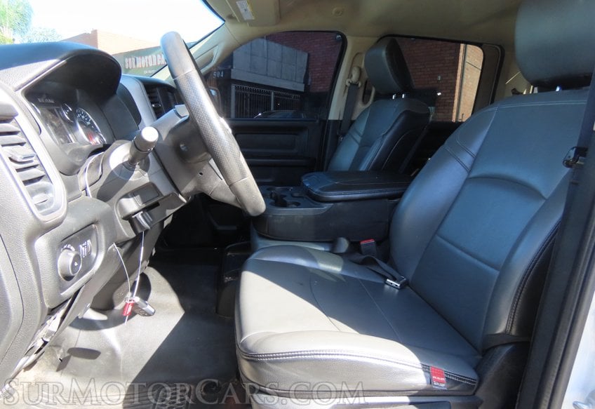 2020 Ram 2500 Tradesman - Image 25