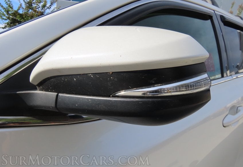 2019 Toyota Highlander LE - Image 16