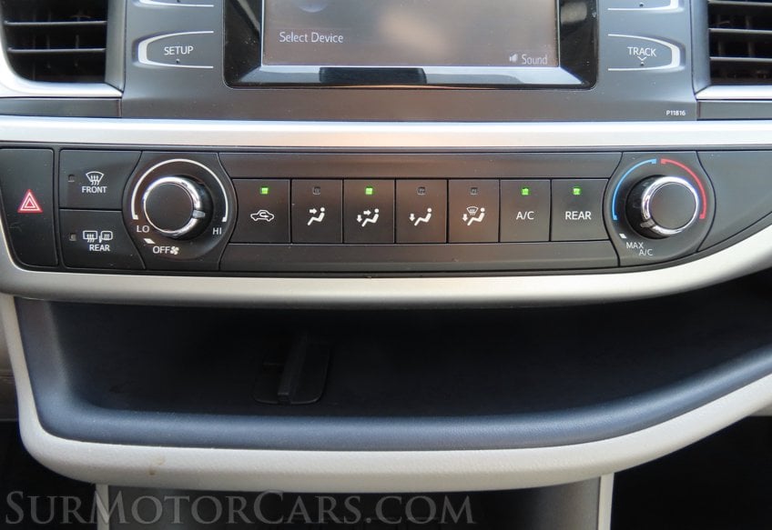 2019 Toyota Highlander LE - Image 41