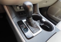 2019 Toyota Highlander LE - Image 43