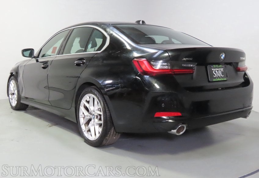 2026 BMW 3 Series xDrive - Image 7