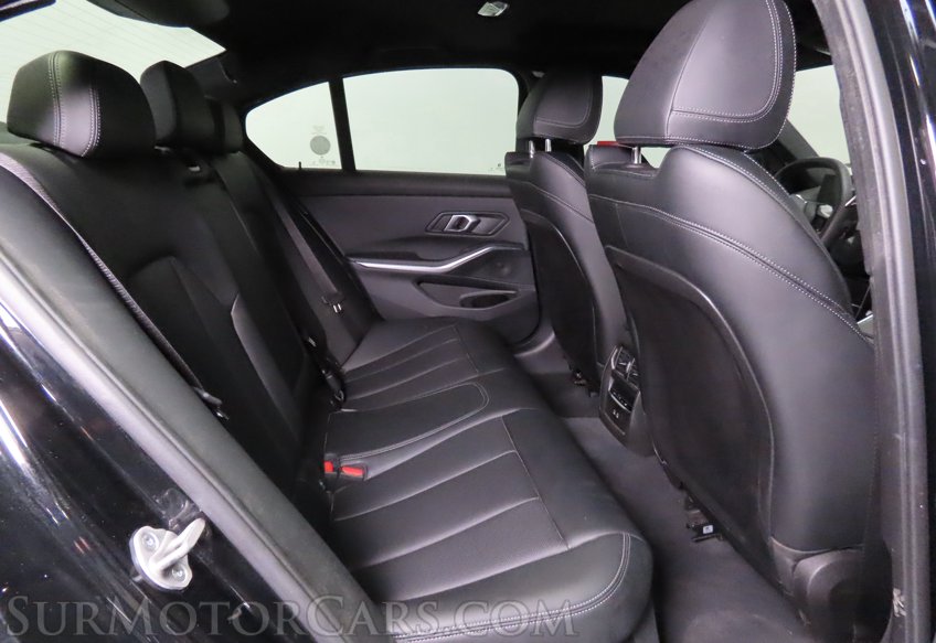 2026 BMW 3 Series xDrive - Image 40