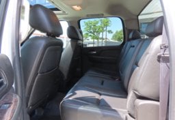 2012 GMC Sierra 3500HD Denali - Image 32