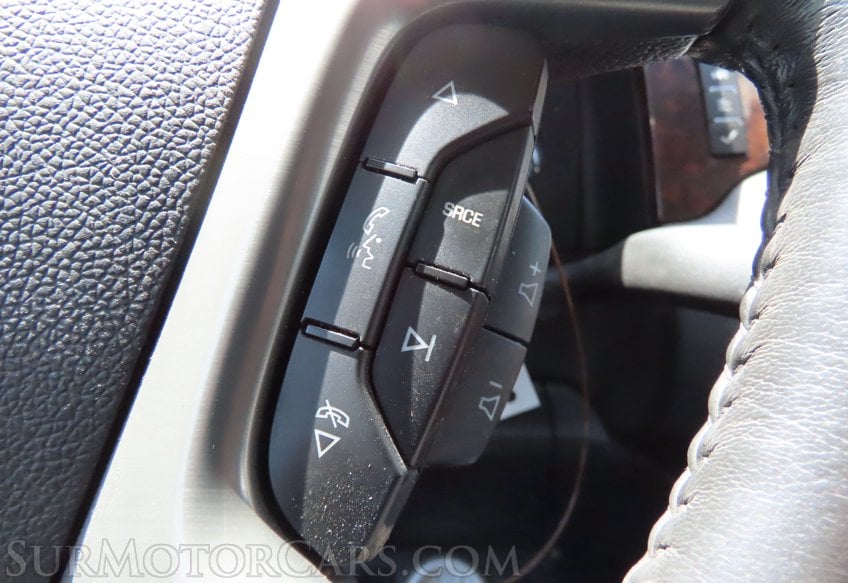 2012 GMC Sierra 3500HD Denali - Image 12