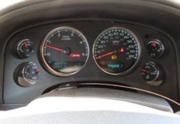 2012 GMC Sierra 3500HD Denali - Image 10