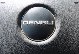 2012 GMC Sierra 3500HD Denali - Image 15