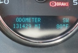 2012 GMC Sierra 3500HD Denali - Image 11