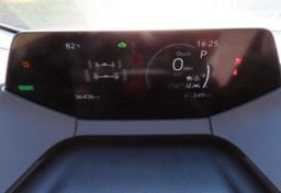 2023 Toyota Prius AWD LE - Image 19