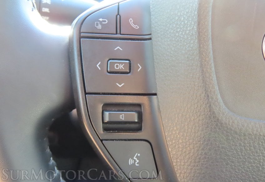 2023 Toyota Prius AWD LE - Image 20