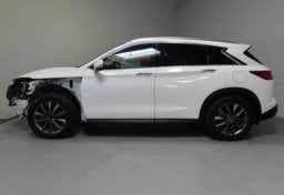2019 Infiniti QX50 Luxe AWD - Image 6