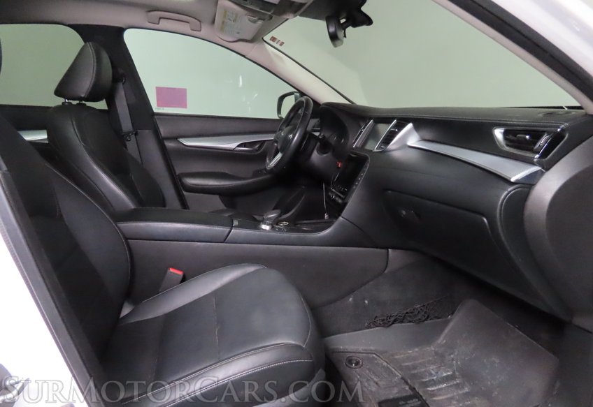 2019 Infiniti QX50 Luxe AWD - Image 45