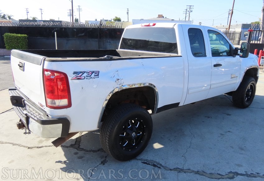 2011 GMC Sierra 2500HD SLE - Image 8