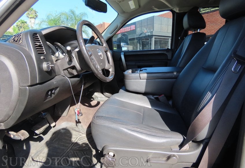 2011 GMC Sierra 2500HD SLE - Image 32