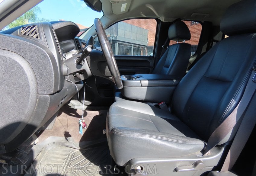 2011 GMC Sierra 2500HD SLE - Image 33