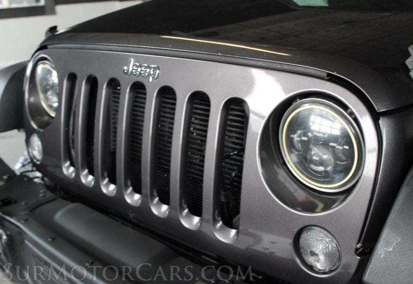 2018 Jeep Wrangler JK Unlimited - Image 19