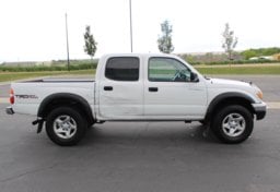 2002 Toyota Tacoma - Image 5