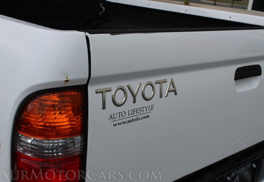2002 Toyota Tacoma - Image 18