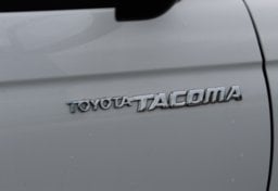 2002 Toyota Tacoma - Image 24