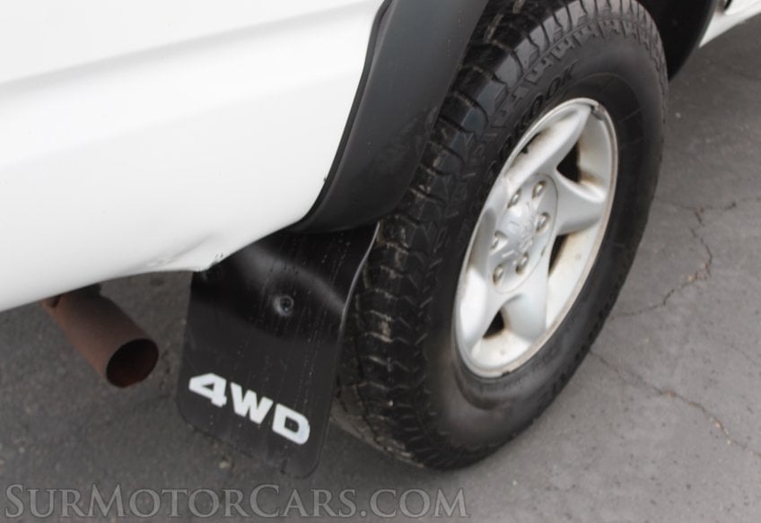 2002 Toyota Tacoma - Image 22