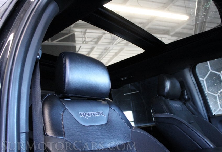 2019 Ford F-150 - Image 32