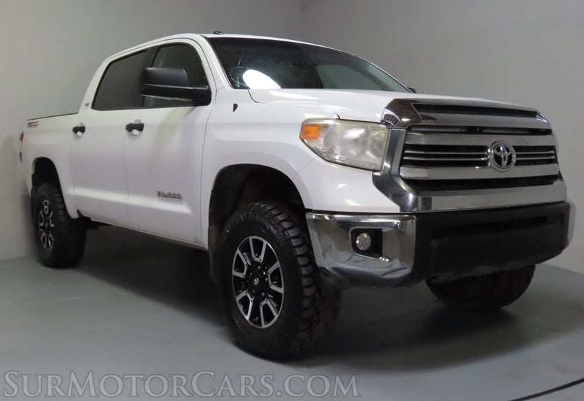 2016 Toyota Tundra SR5 - Image 3